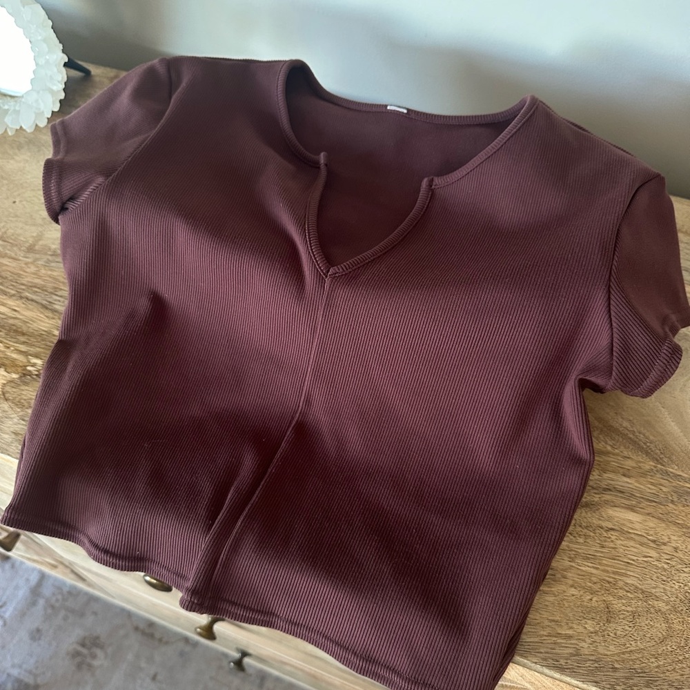 Alo Savvy Short Sleeve Rib Crop Top XS